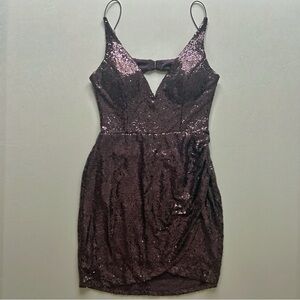B Darlin Deep Purple Sequin Mini Dress V Neck Padded Cups Spaghetti Strap 15/16